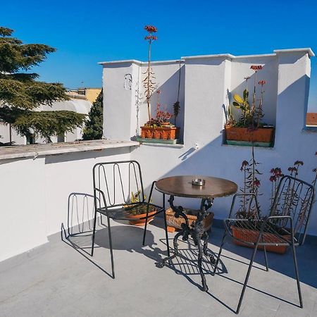 Up25 Bed & Breakfast Napoli Bagian luar foto
