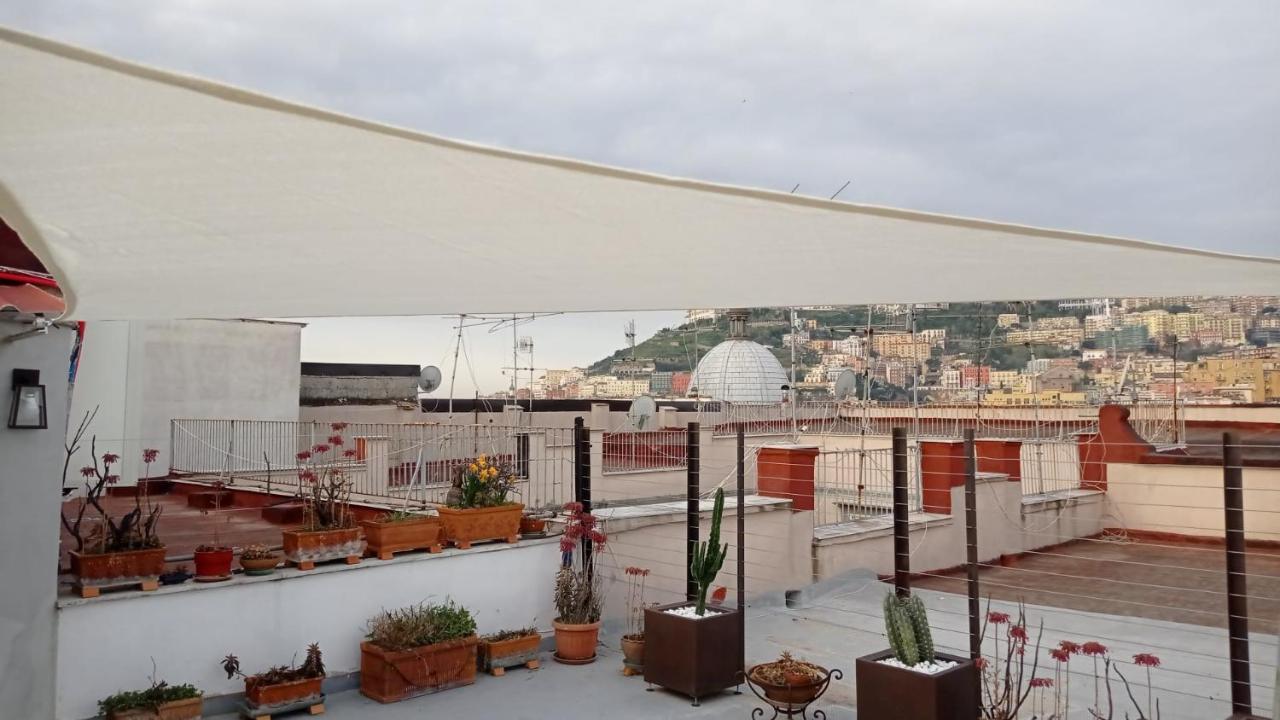 Up25 Bed & Breakfast Napoli Bagian luar foto