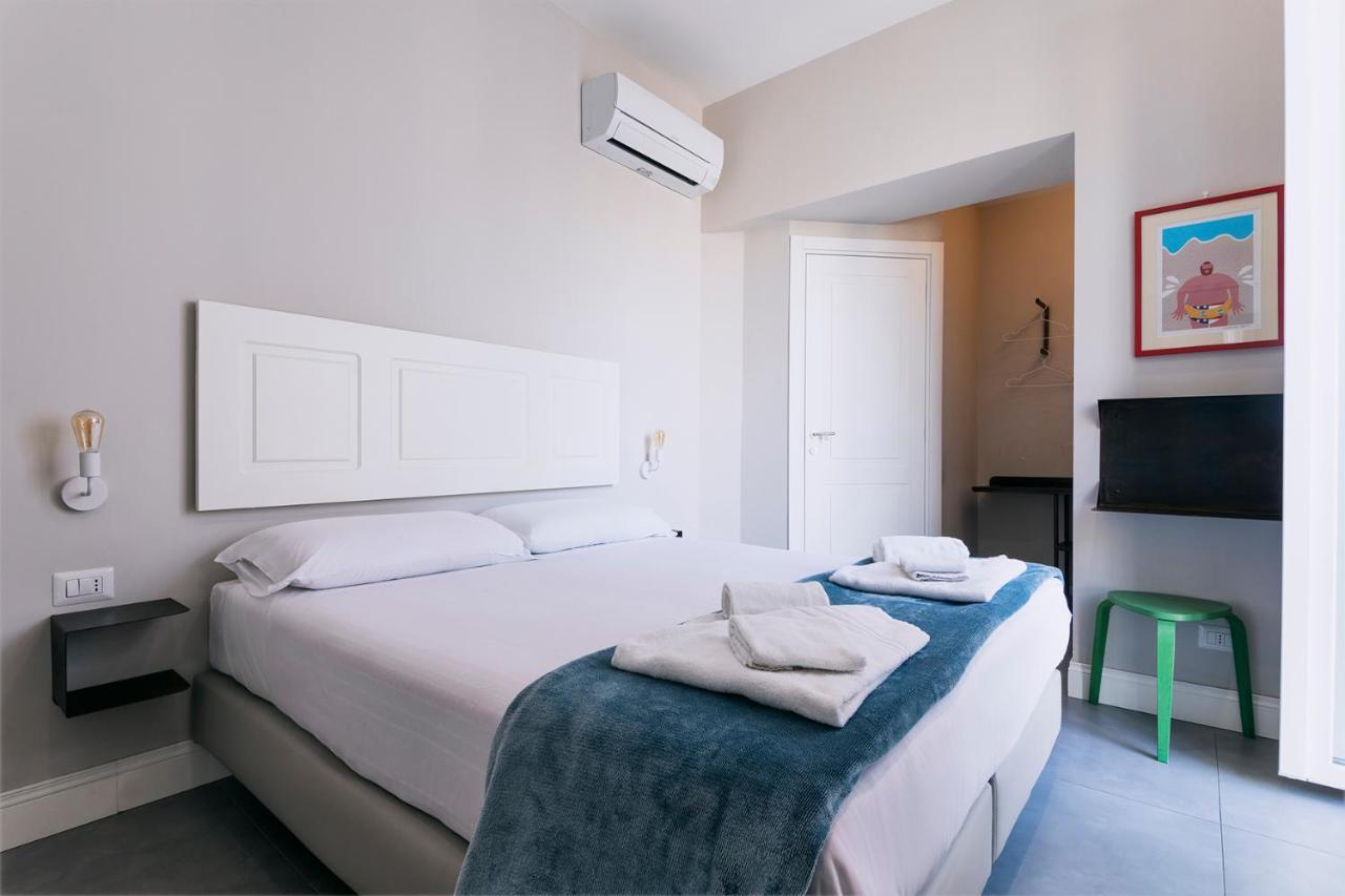 Up25 Bed & Breakfast Napoli Bagian luar foto