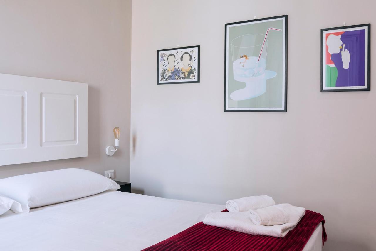 Up25 Bed & Breakfast Napoli Bagian luar foto